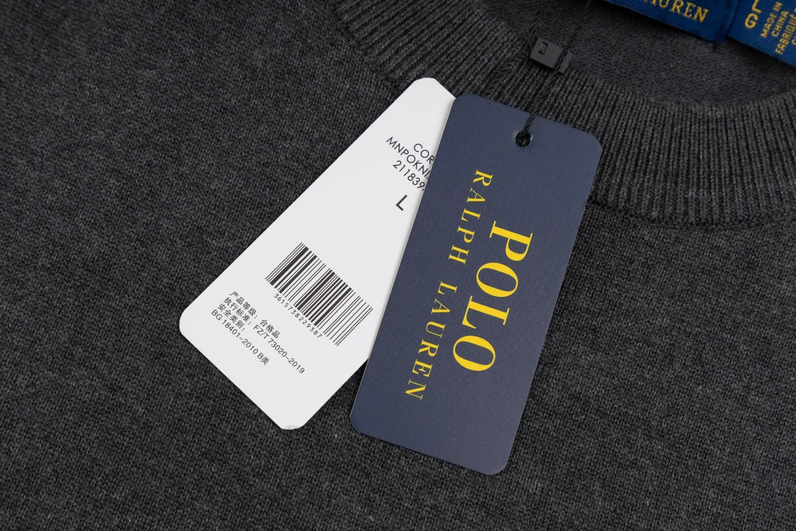 P206 #R80 Ralph Lauren Knitted Pony Embroidered Round Neck Pullover Sweater Official Website Synchronized Same Style for Men and Women Sizes: S-XL Color: White Blue Khaki Army Green Dark Gray Gray Navy Red Label Navy Blue White Label Black White Label Black Red Label Classic Cotton Yarn 100% White Cotton High Quality Goods Classic styles have always been popular! The workmanship details are very good! The simple round neck pullover sweater is always the standard, with classic brand embroidery on the chest! All major stars have the same style! Best for couples. High quality goods! Xinjiang cotton micro-elastic and smooth fabric has excellent quality. Pure cotton is soft and skin-friendly. Size: S M L